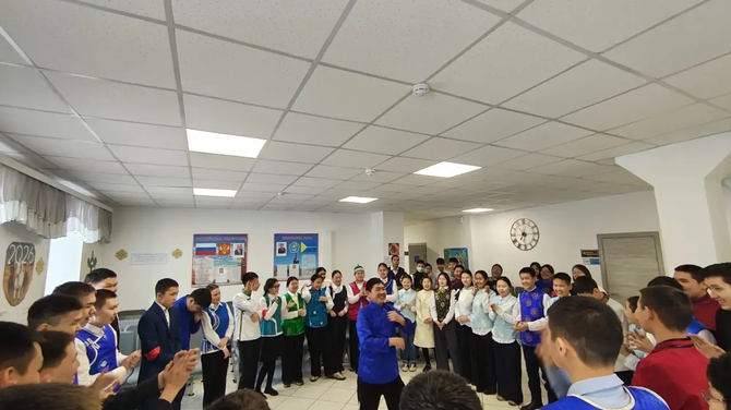 В школе-интернате для детей с нарушением слуха проходит масленичная неделя