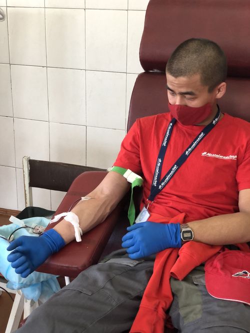 #ОСТАВАЙСЯДОНОРОМ