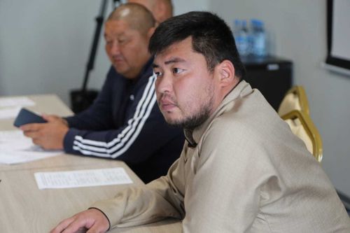 В Туве установят новые титулы для борцов