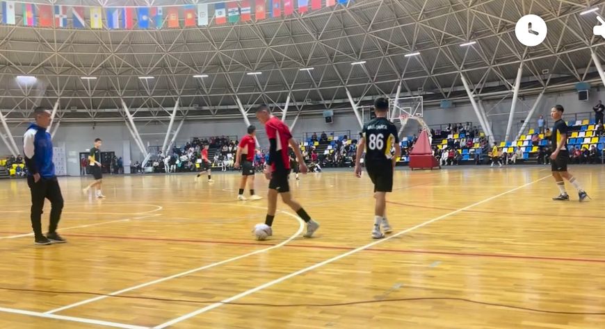 В Кызыле стартовали матчи второго потока регионального этапа Всероссийских соревнований по мини-футболу среди школьников