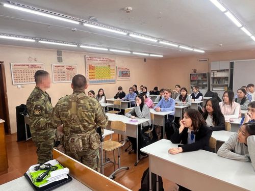 Сотрудники УФСИН РФ по РТ  провели военно-патриотическое мероприятие со школьниками