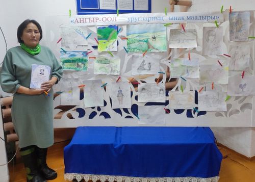 Улуг өгбе чогаалчының 115 харлаан оюнга тураскааткан чурук мөөрейи