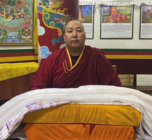 ИЗБРАН ДЕВЯТЫЙ КАМБЫ-ЛАМА ТУВЫ