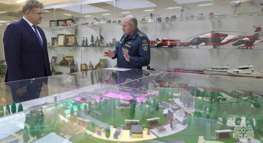 Состоялась рабочая встреча главы МЧС России Александра Куренкова и Анатолия Серышева