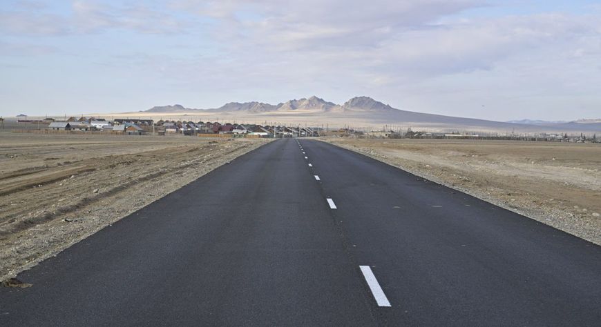 Владислав Ховалыг побывал в Эрзинском районе с рабочей поездкой