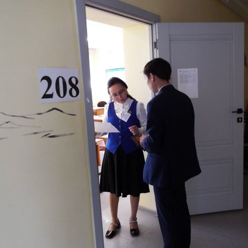 В Туве 140 девятиклассников успешно прошли ОГЭ по русскому языку в дополнительный период