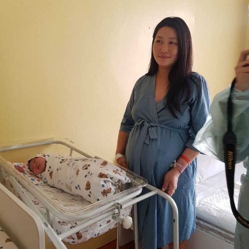 В Туве первым родившимся ребенком в 2022 году стала девочка