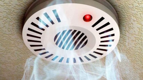 Бир муӊ ажыг өг-бүлеге өрт медээчизин халас кылып бээр