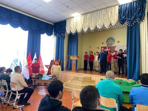 В Бай-Тайгинском районе состоялось открытие «Парты Героя»