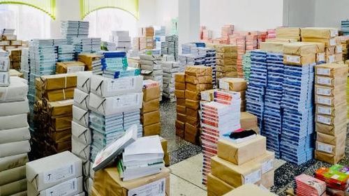 В Туве новыми учебниками комплектуются коррекционные школы