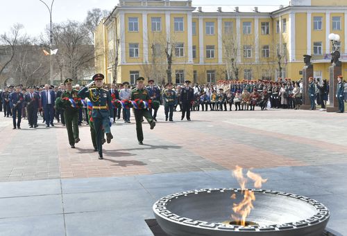 На площади Победы в Кызыле прошел торжественный митинг