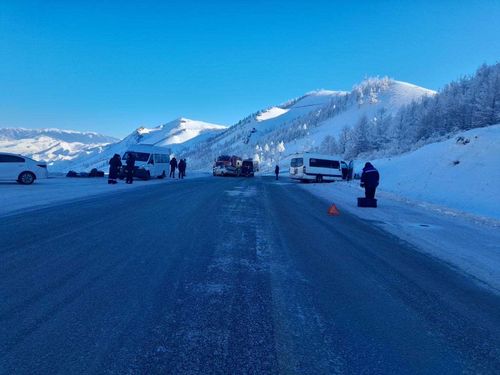 В Туве произошло смертельное ДТП с участием частного автобуса