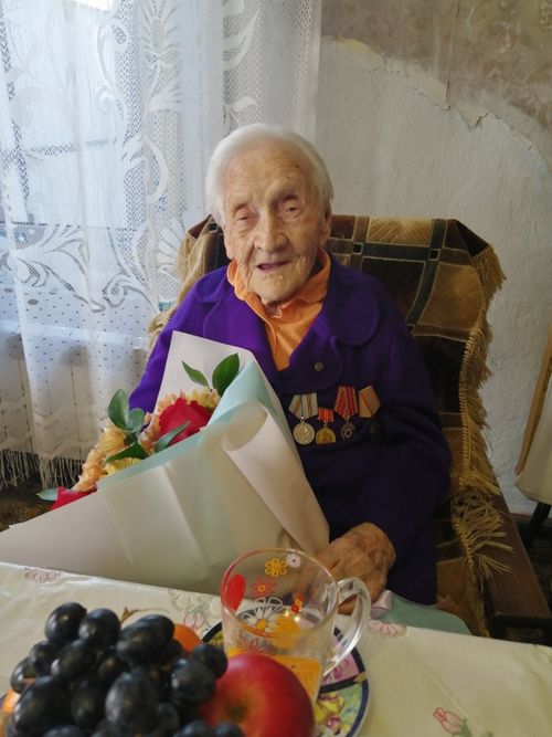 Старейшей жительнице Тувы исполнилось 105 лет!