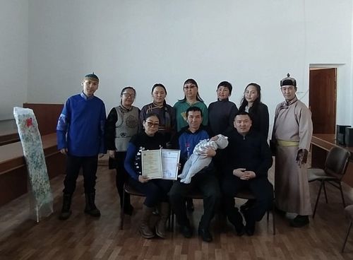 В Тес-Хемском районе зарегистрировали первого малыша, родившегося в 2023 году