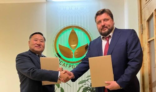 Тываның Чазаа «Росагролизинг» акционерлиг ниитилел-биле кады ажылдажылга керээзин чарган