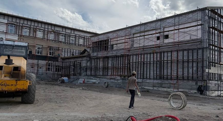 В Чадане продолжается строительство школы на 616 мест