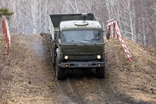 В Туве будущие призывники могут пройти бесплатное обучение в автошколе