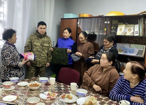 Тускай шериг операциязының киржикчизи хоочуннар-биле ужурашкан