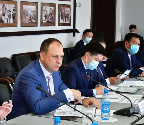 Владислав Ховалыг обсудил дальнейшее сотрудничество с Голевской горнорудной компанией