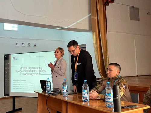 «Лекторский десант» Общества «Знание» побывал в Шагонаре