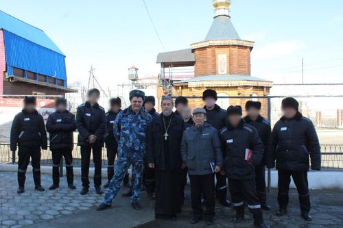 Для осужденных Тувы провели лекции, посвященные межрегиональному диалогу