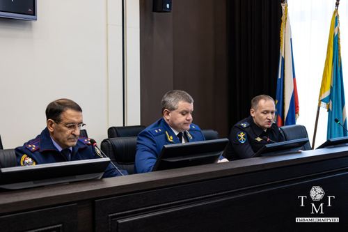 В прокуратуре Тувы подвели итоги работы по противодействию коррупции за текущий год