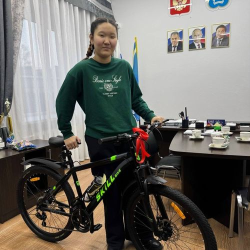 Новогодняя мечта школьницы из Тувы исполнилась благодаря акции «Ёлка желаний»