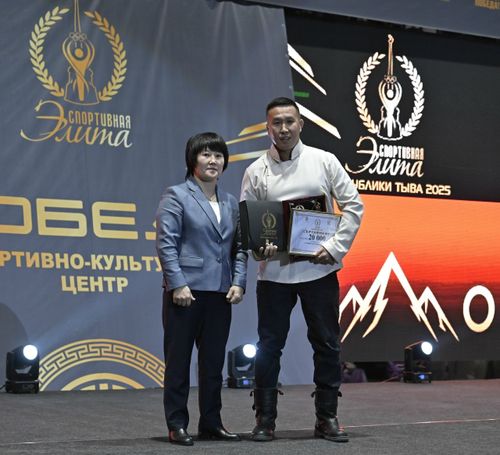 «Олимп» фитнес-залдар четкизиниң удуртукчузу Айдемир Саттың шаңналы