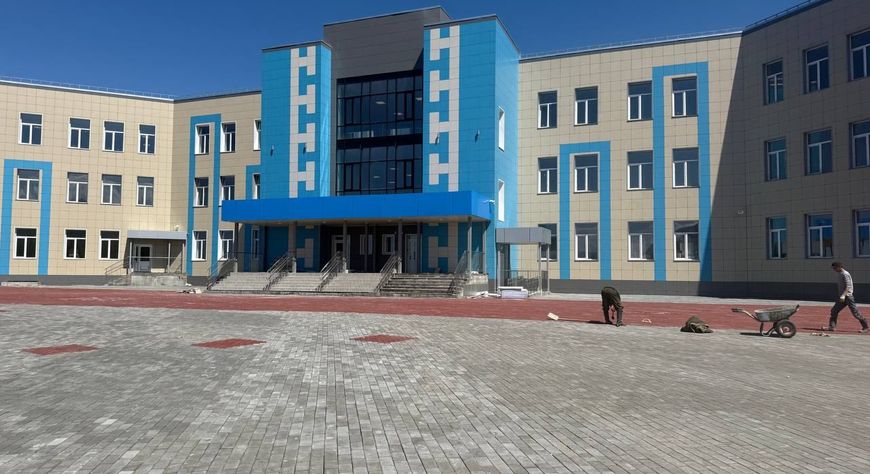 В селе Бай-Хаак продолжается строительство новой школы