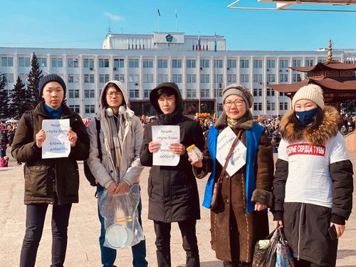 В Туве благотворительная акция "Купи блин - вложи в добро!" стала уже традиционной