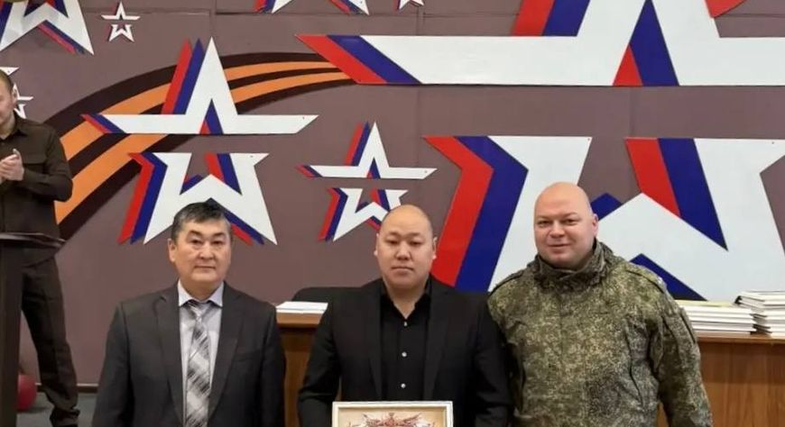 В Министерстве труда республики поощрили сотрудников, помогающих участникам СВО