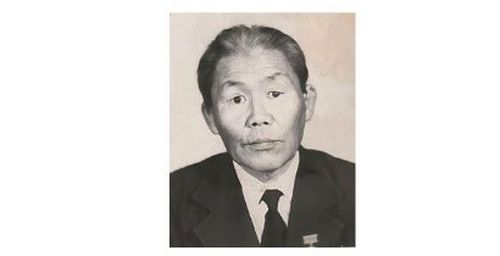 Монгалбии артист 105 харлаан