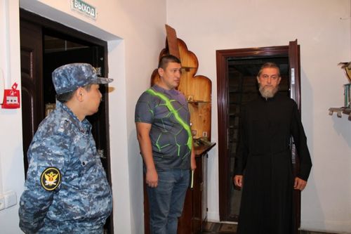 Общественники проверили соблюдение прав осужденных в ИК-4 УФСИН России по Республике Тыва