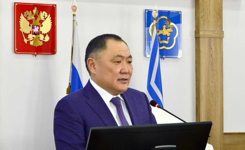 В правительстве Тувы вручили государственные награды 