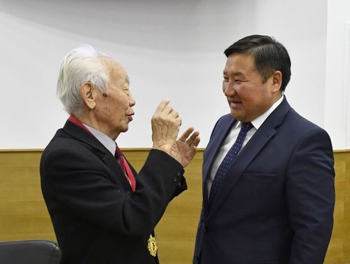 Григорий Ширшин Тываның Баштыңының бир дугаар чылда ажылынга үнелелди берген