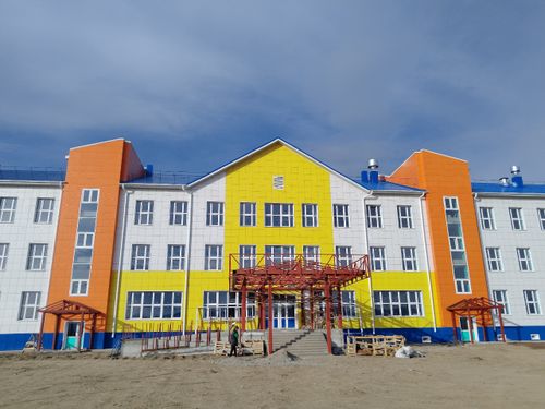 В Балгазынской школе начали обустраивать пришкольную территорию