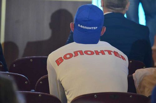 Волонтёры Тувы помогают в голосовании за объекты благоустройства