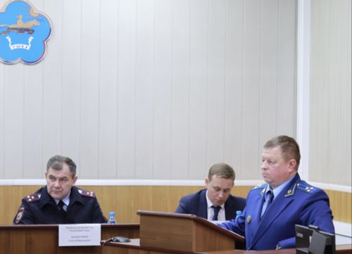 В Прокуратуре Тувы обсудили вопросы противодействия коррупции