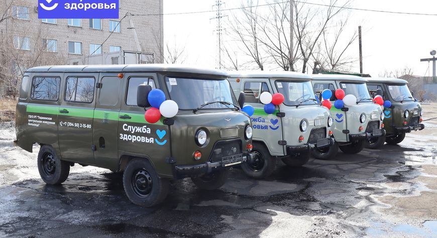 В четыре районных больницы Тувы поступили новые автомобили
