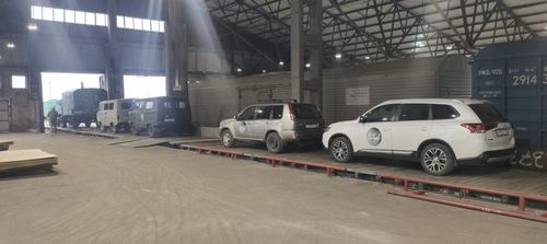 Полевую баню на колёсах и пять автомобилей отправил Народный фронт Тувы в зону СВО