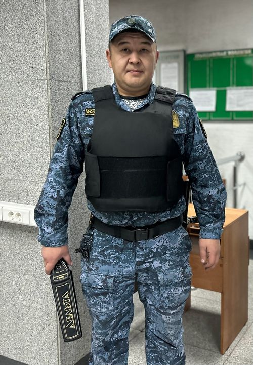 В рубрике «ФССП России в лицах» мы расскажем о младшем судебном приставе из города Кызыла — Менги Чечек-ооловиче Монгуш