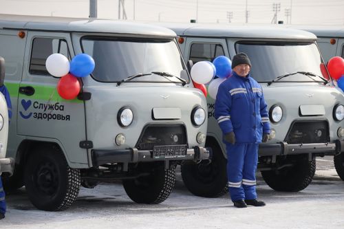 Районные больницы Тувы пополнились новыми автомобилями