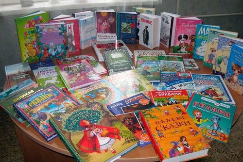 В Туве запустили благотворительную акцию «Подари книгу-подари мир»