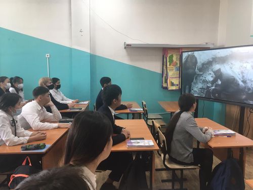 Активисты Народного фронта провели показ фильма «Великая неизвестная война» для старшеклассников Кызыла