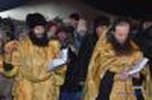 Стояла тёплая… крещенская ночь