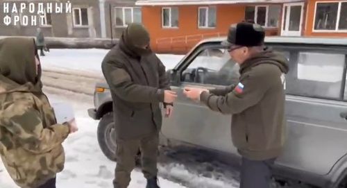 Народный фронт Тувы собирает «Автопоезд» для бойцов СВО