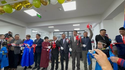 Преподаватели из Тувы приняли участие в открытии новой школы в Монголии