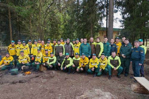 Тренировку авиапожарных посетили представители шести ведущих федеральных телеканалов