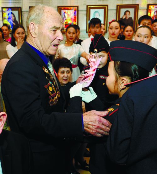 «Виват, кадет!» — Тиилелгениң 75 чылынга