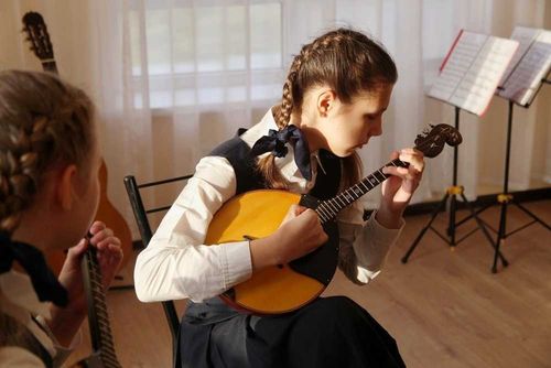 В Хайыракане откроют детскую школу искусств